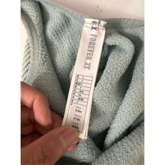 Forever 21 Sage Green Ribbed Crop Tank Top Size S - Picture 4 of 8